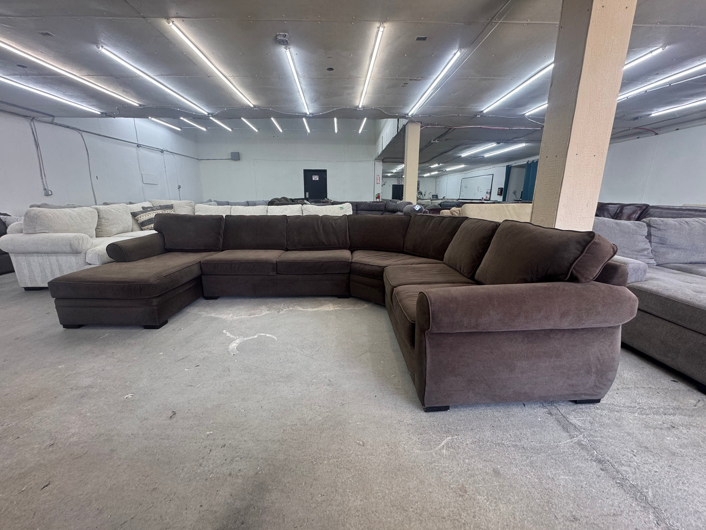 Huge Brown U Shape Sectional Couch with Chaise