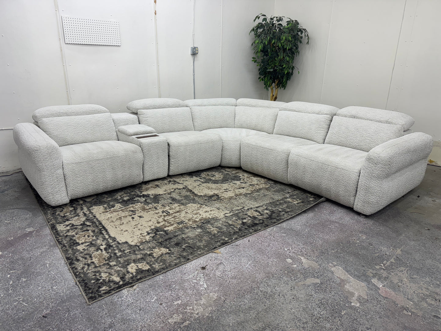LIKE NEW Plush White 6-Piece Modular Reclining Sectional Sofa