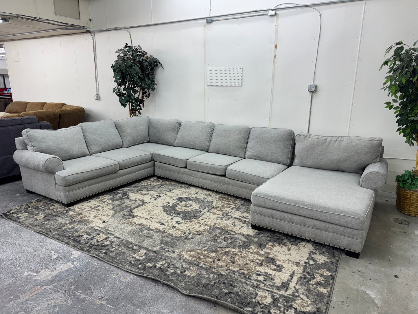 Light Gray U Shape Sectional Couch