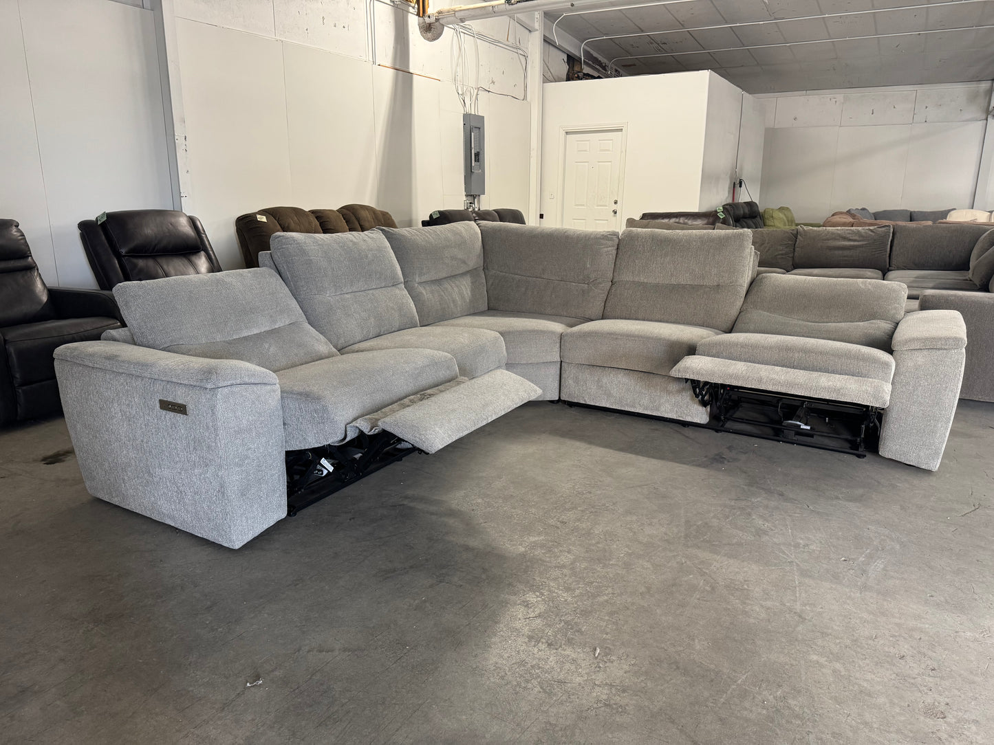 LIKE NEW Gray Fabric Reclining Sectional Sofa with 2 Electric Recliners