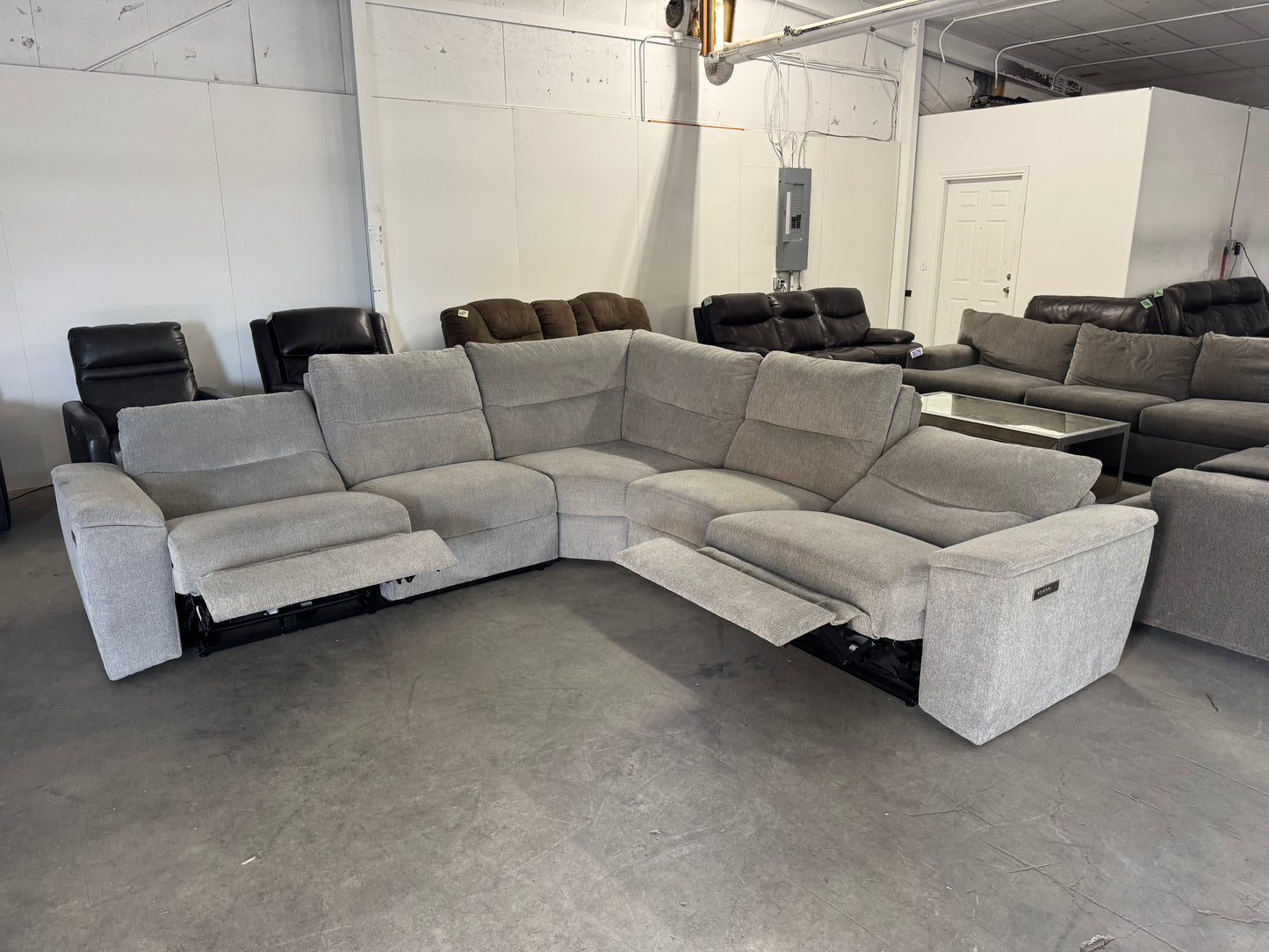 LIKE NEW Gray Fabric Reclining Sectional Sofa with 2 Electric Recliners