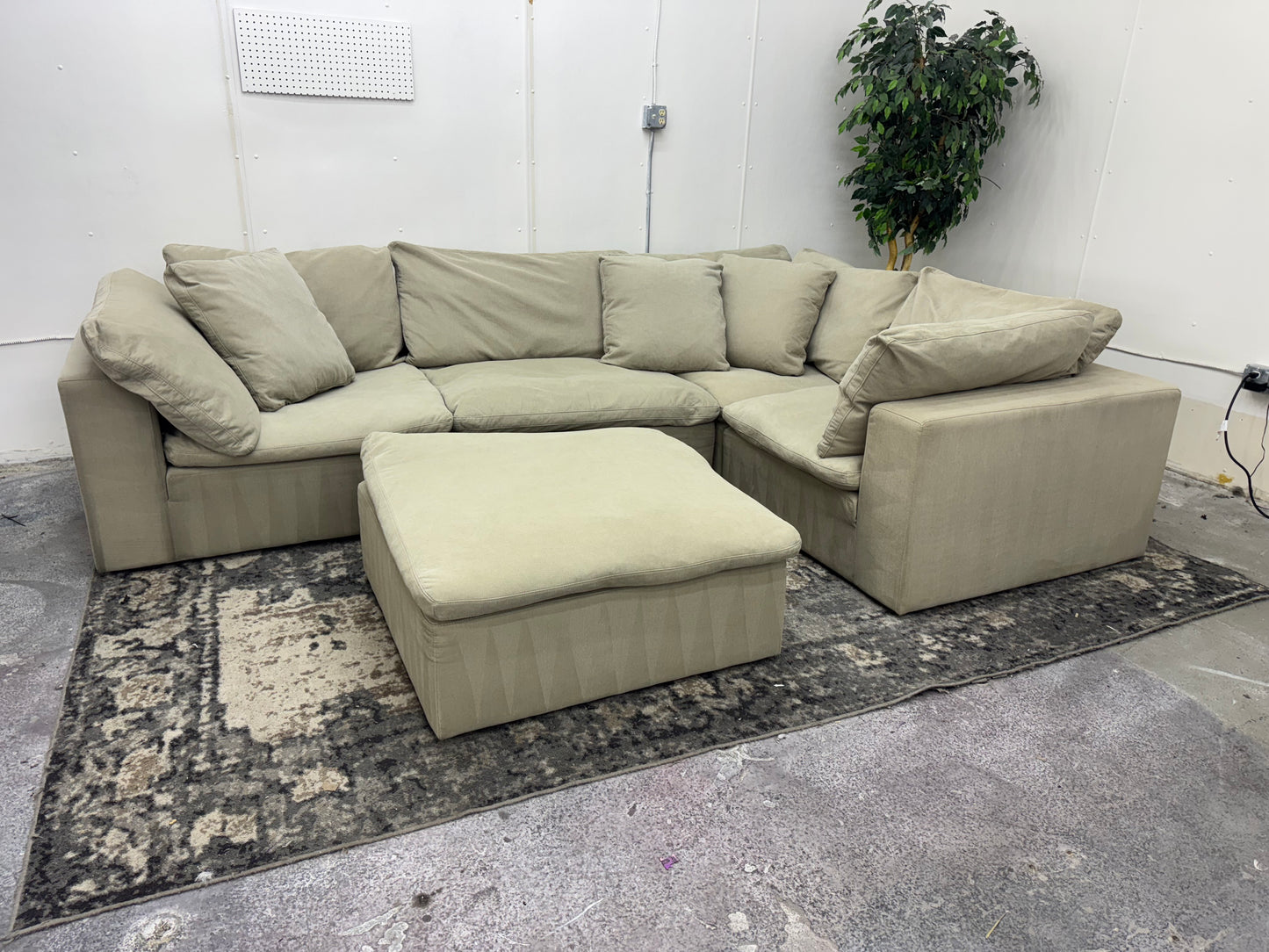 LIKE NEW 5-Piece Modular Beige Cloud Sofa