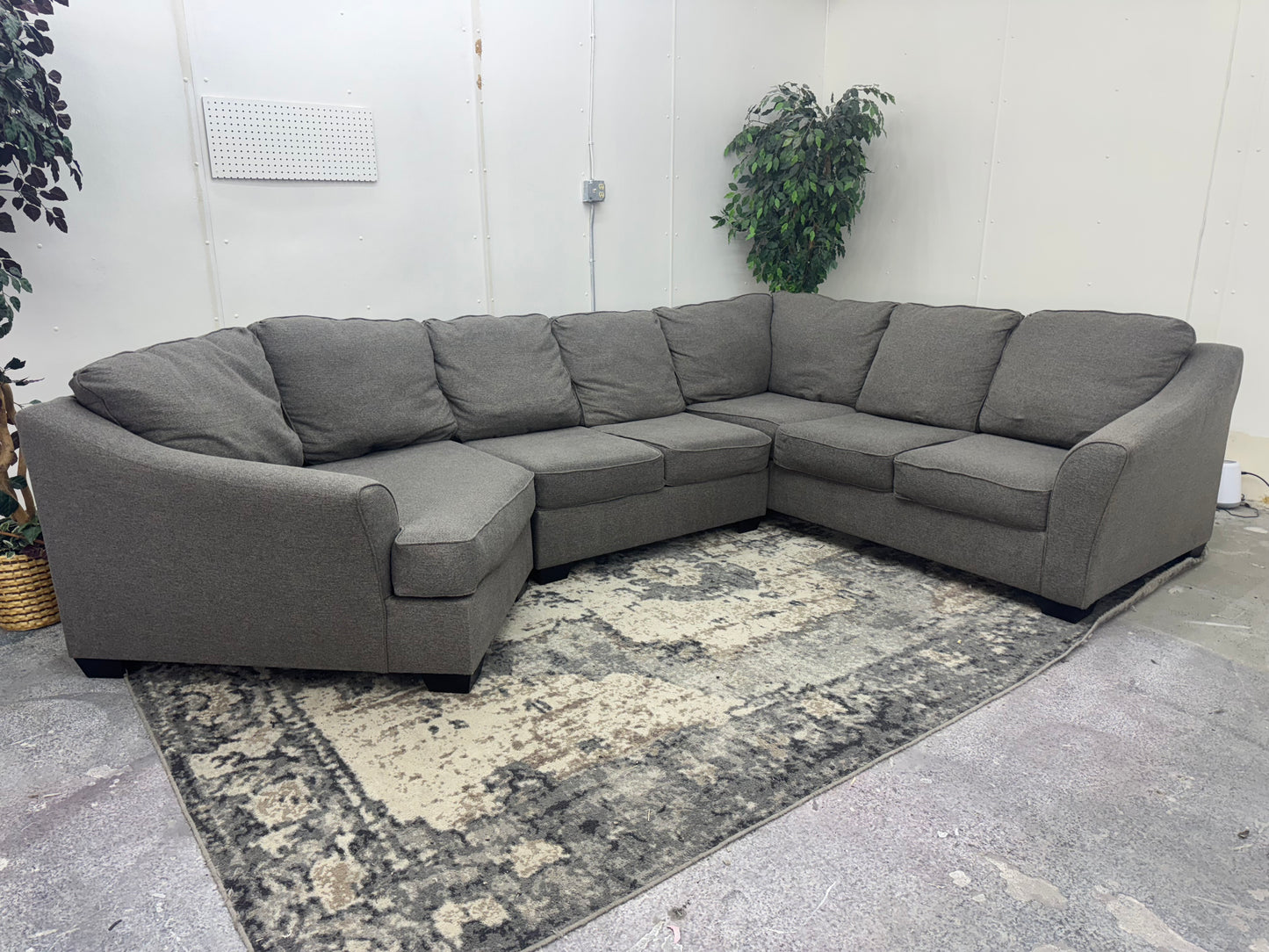Tweed Gray L Shape Sectional Sofa with Cuddler