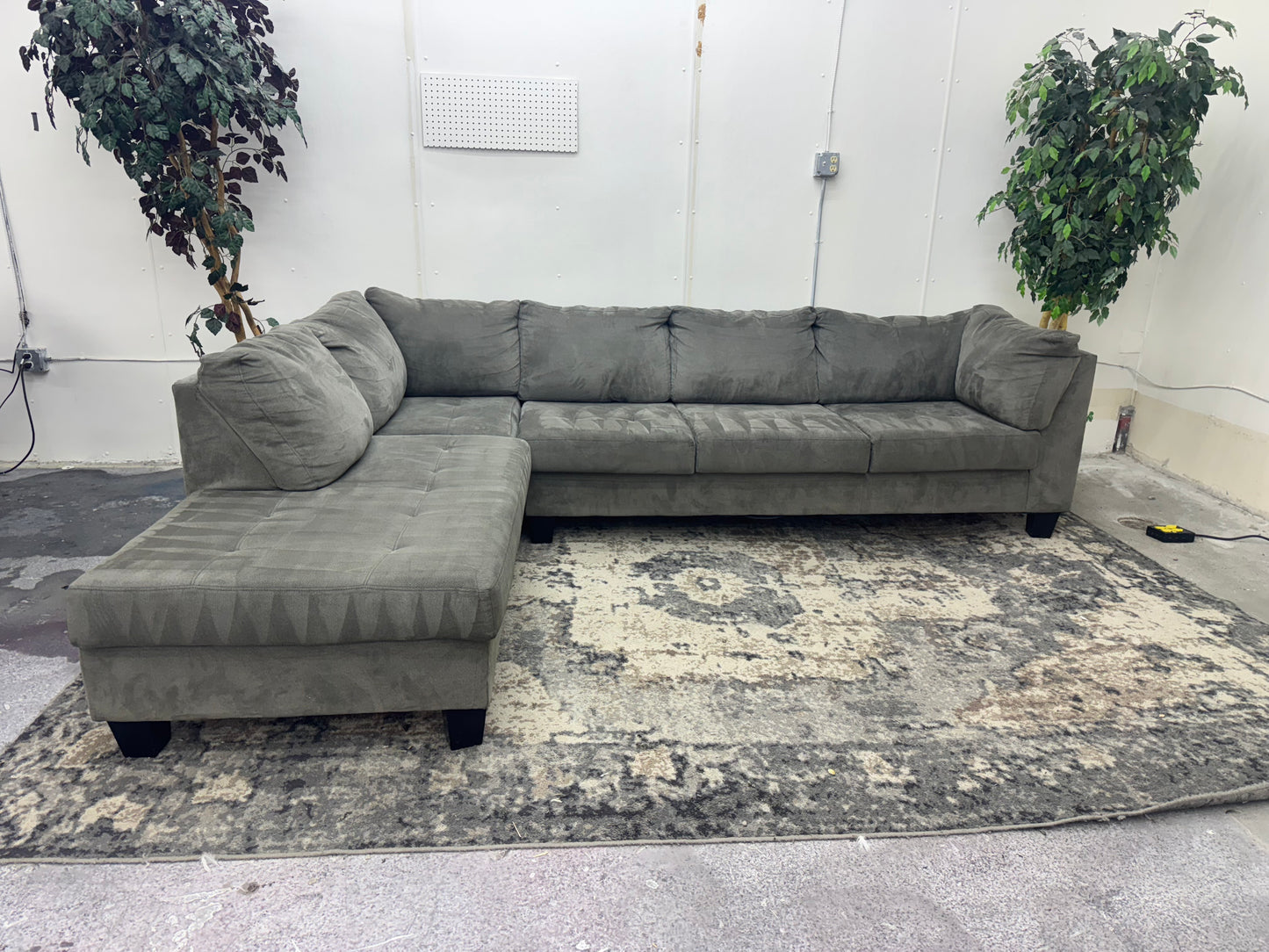 Sleek Gray Modern L Shape Sectional Couch