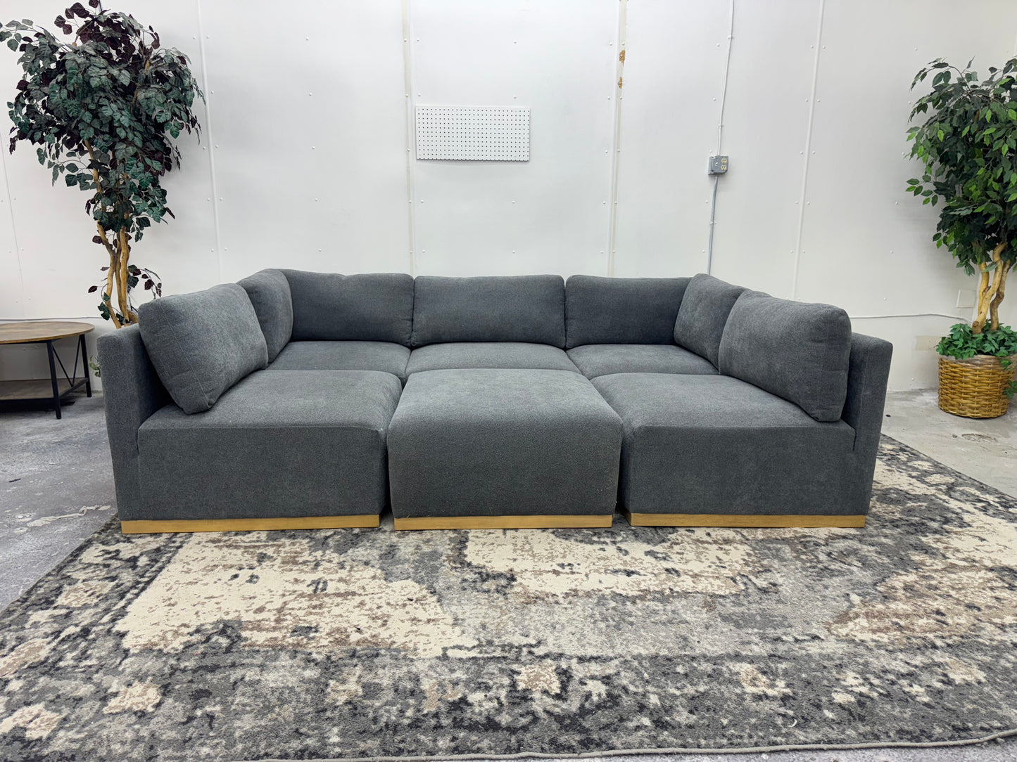 Gorgeous Gray 6-Piece Modular Mid Century Modern Sectional Couch