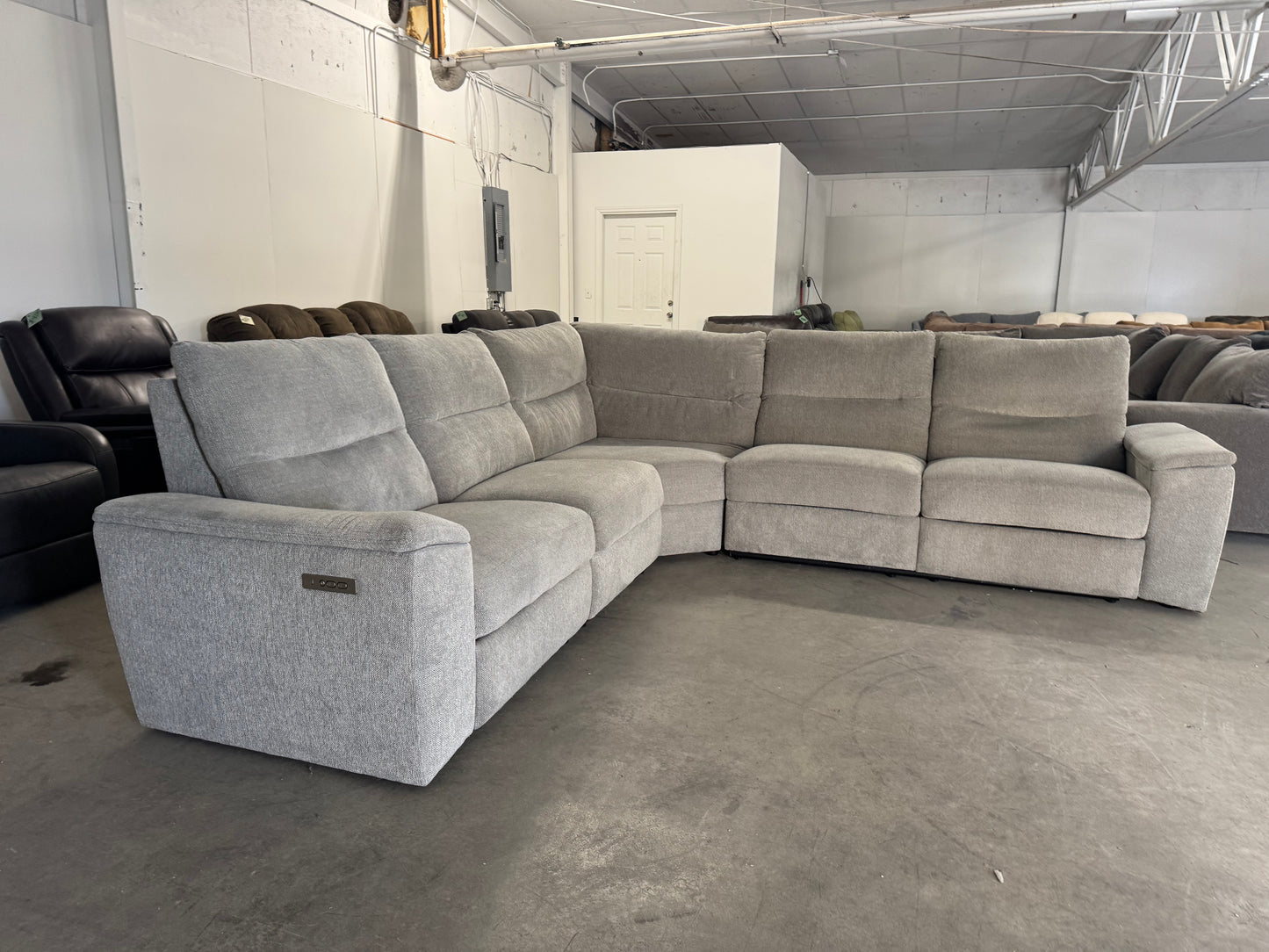 LIKE NEW Gray Fabric Reclining Sectional Sofa with 2 Electric Recliners