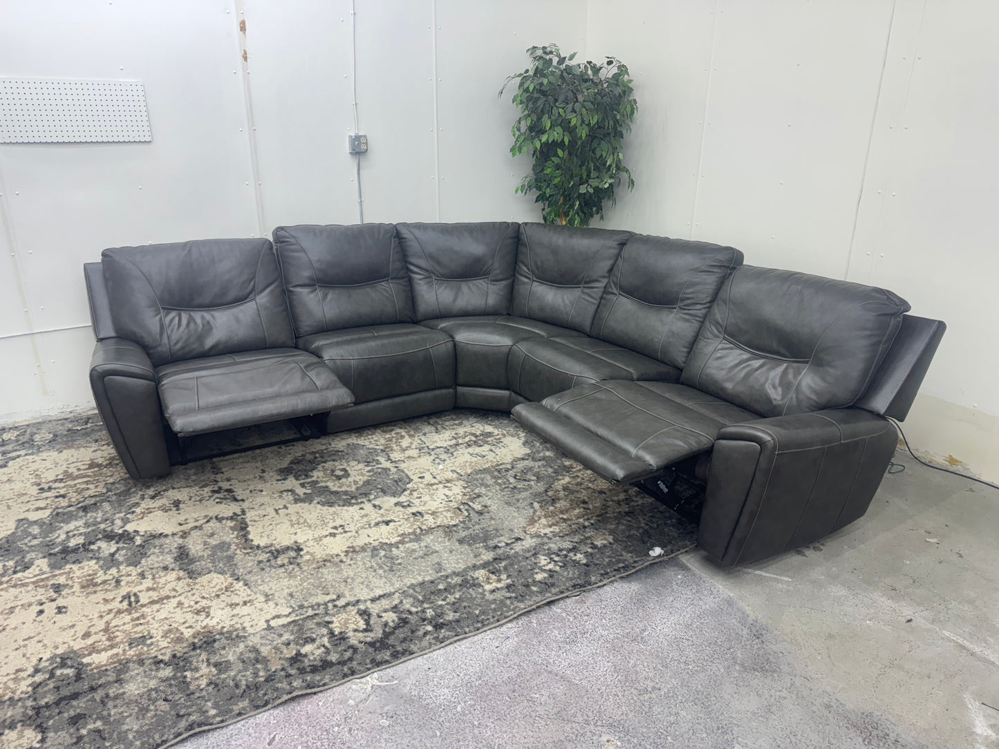 Charcoal Gray 5-Piece Modular Leather Sectional w/ Dual Manual Recliners