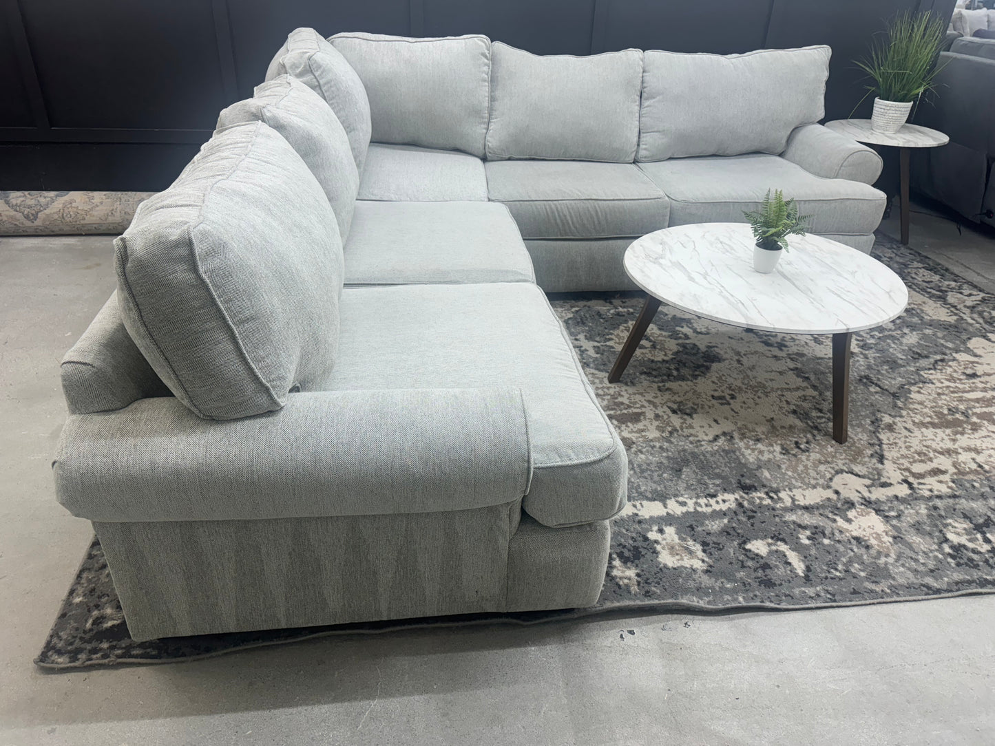 Like-new Light Gray Sectional Couch