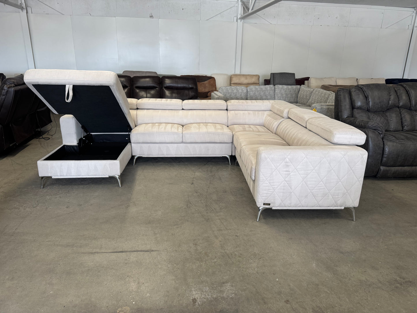 Beige Mid Century Modern Abbyson U Shape Sectional with Storage Chaise