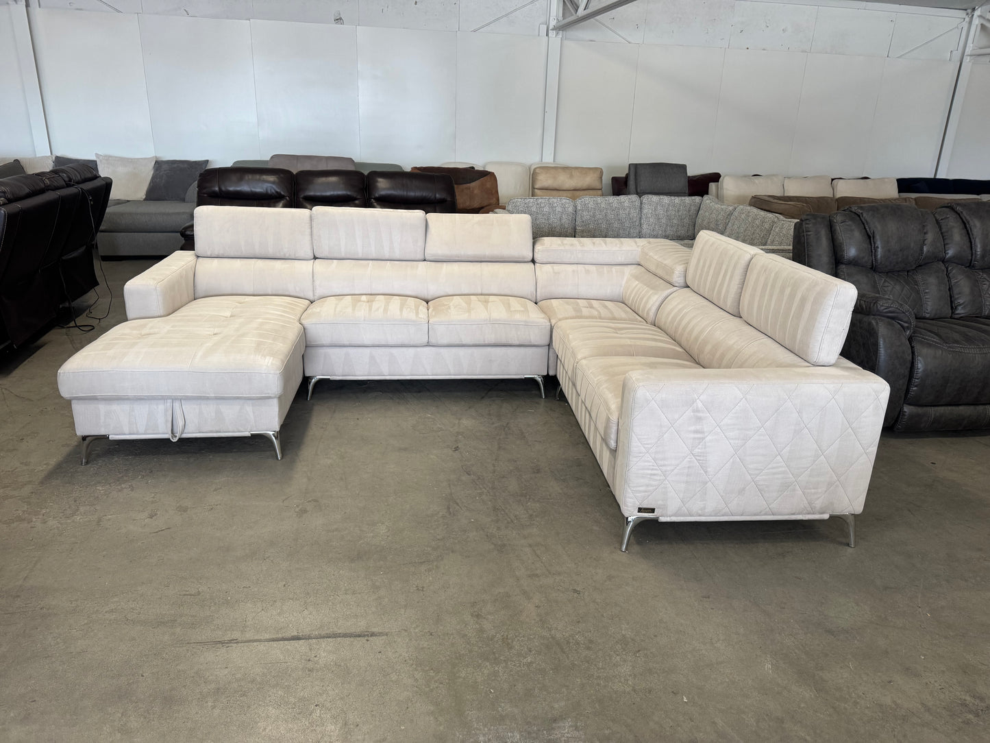 Beige Mid Century Modern Abbyson U Shape Sectional with Storage Chaise