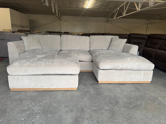 Beige Mid Century Modern L Shape Sectional w/ Reversible Chaise and Ottoman