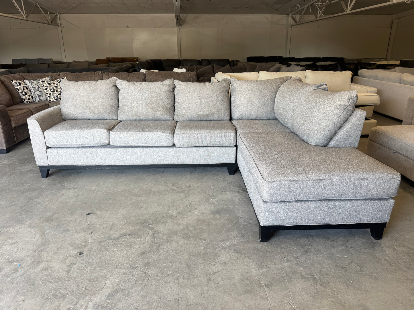 Gray Mid-Century Modern L-Shaped Sectional with Chaise Lounge