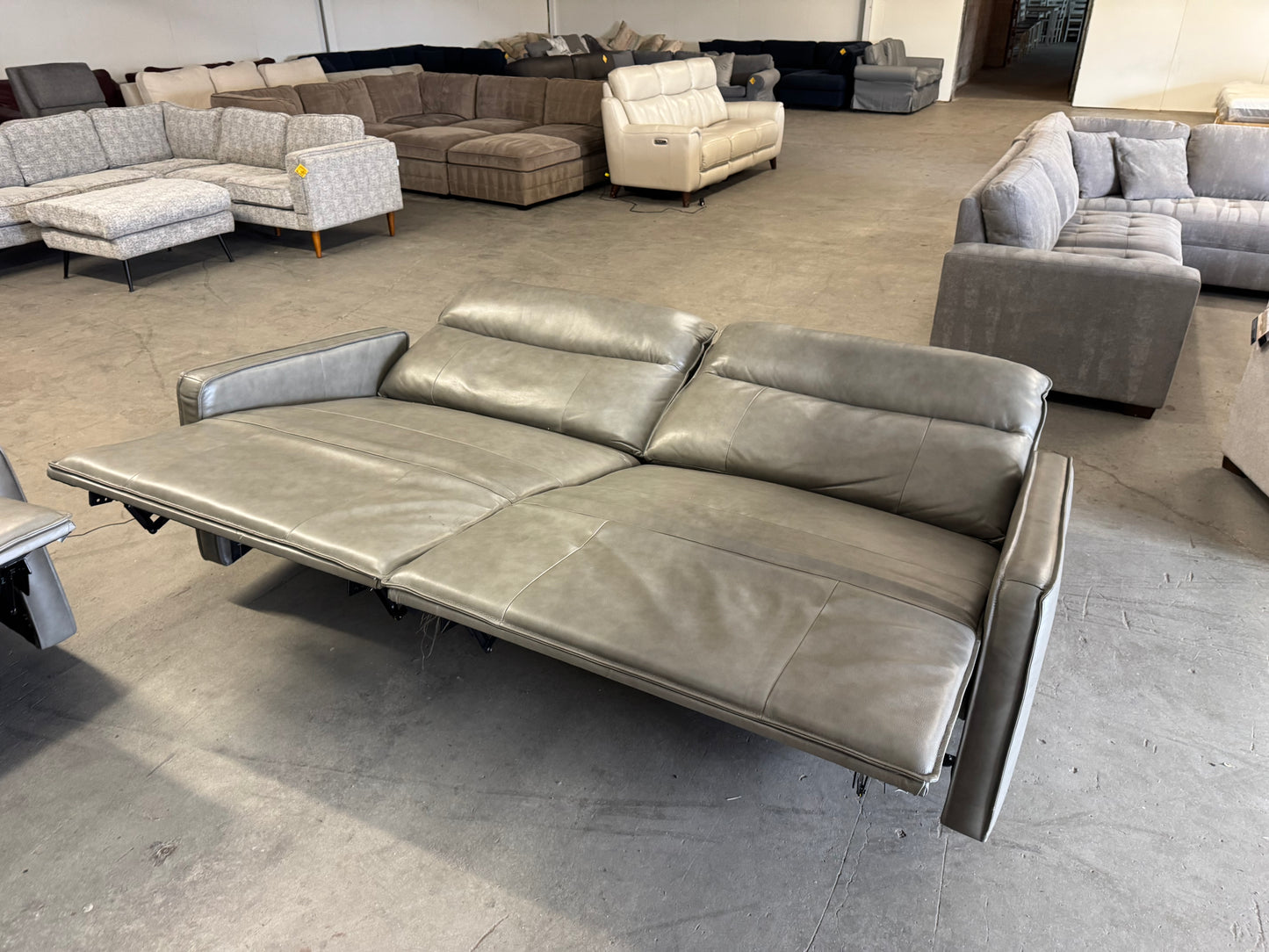 Henredon Keira Leather Zero-Gravity Power Reclining Sofa