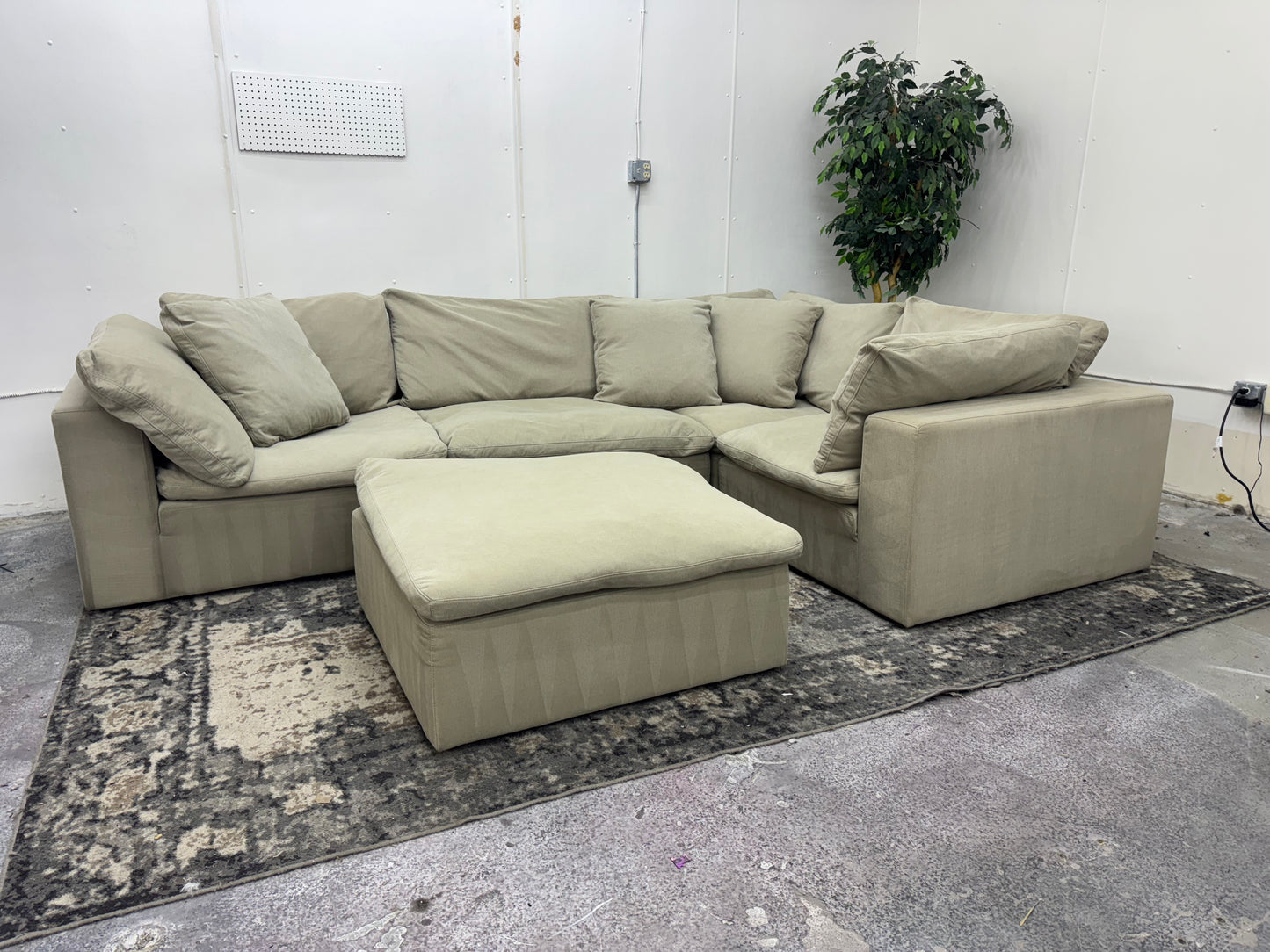 LIKE NEW 5-Piece Modular Beige Cloud Sofa