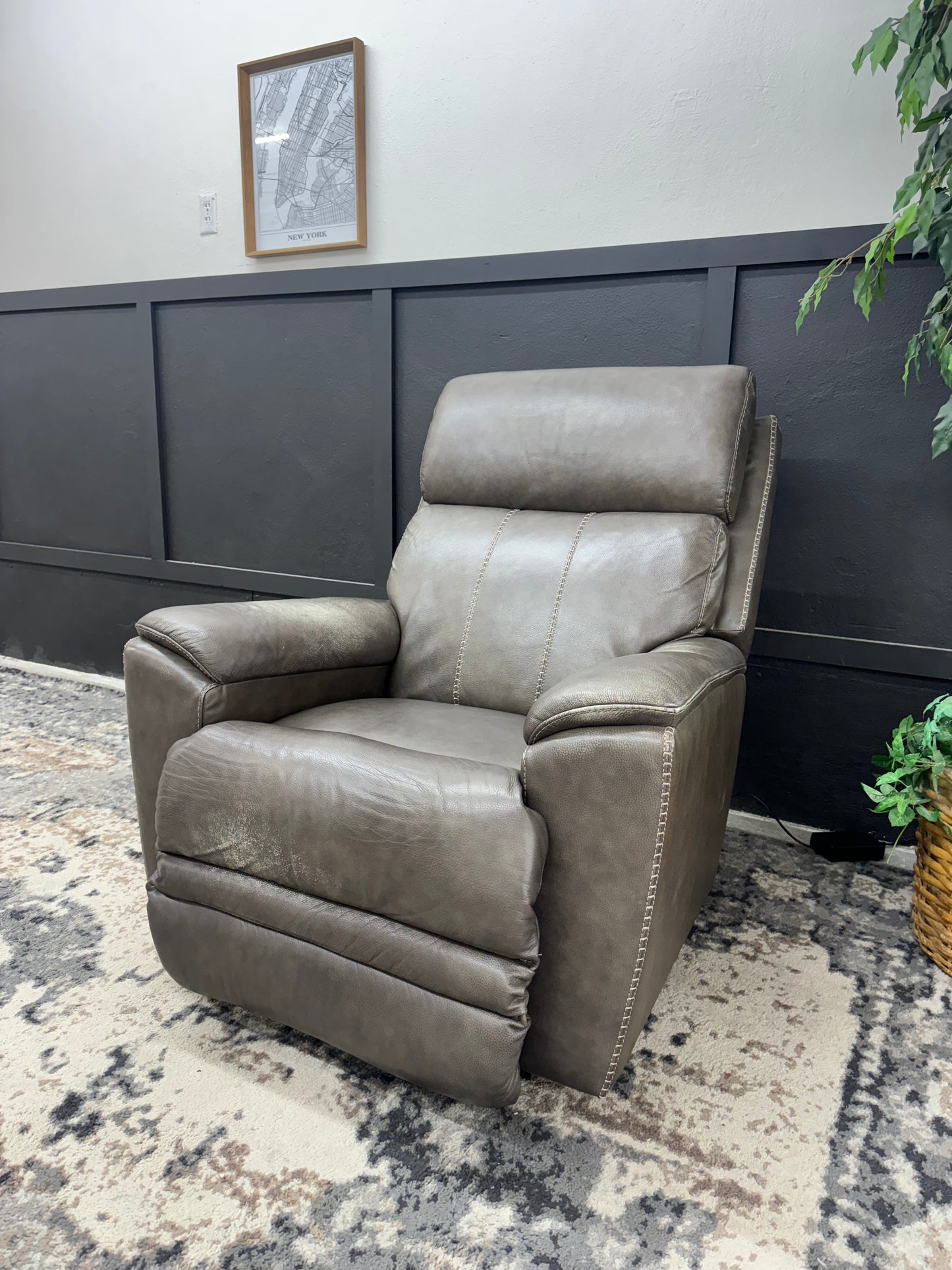 Gray Leather La-Z-Boy Armchair Recliner with Adjustable Headrest and Lumbar