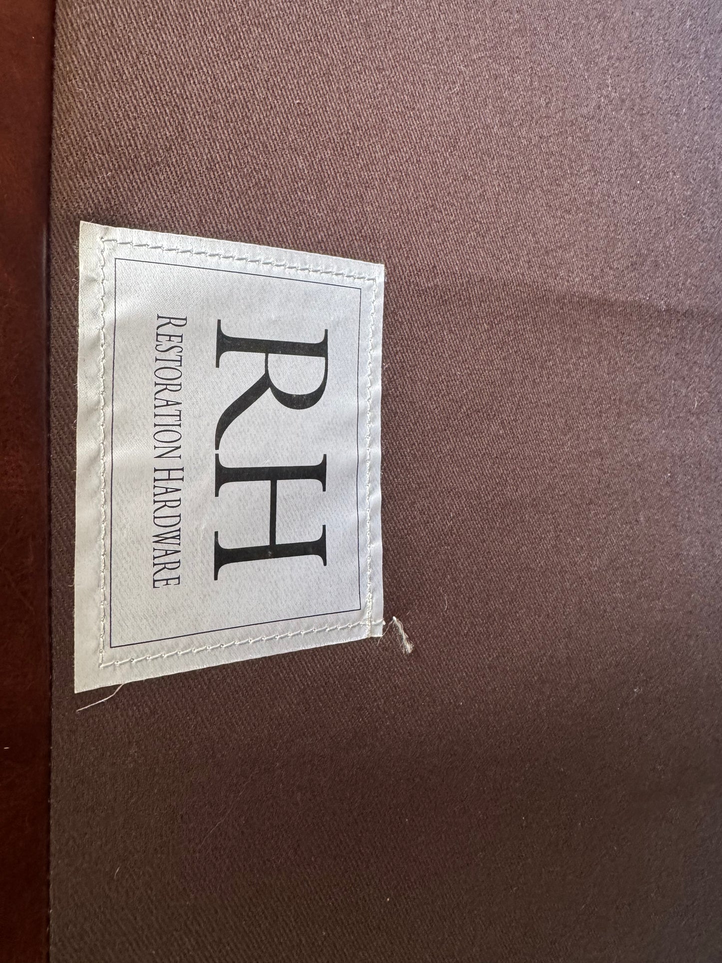 Restoration Hardware Leather Couch – RH Maxwell 3-Cushion Leather Sofa