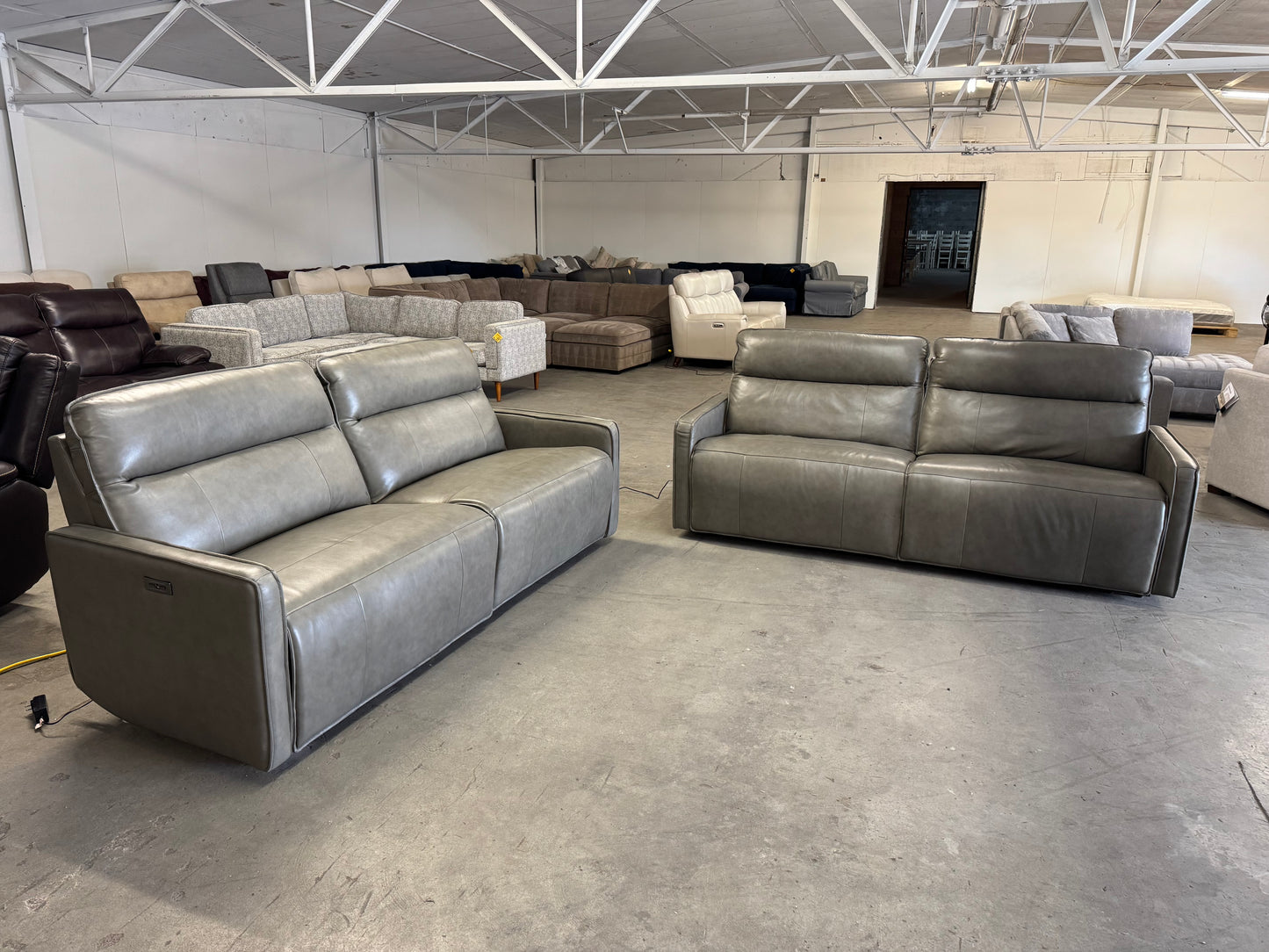 Henredon Keira Leather Zero-Gravity Power Reclining Sofa