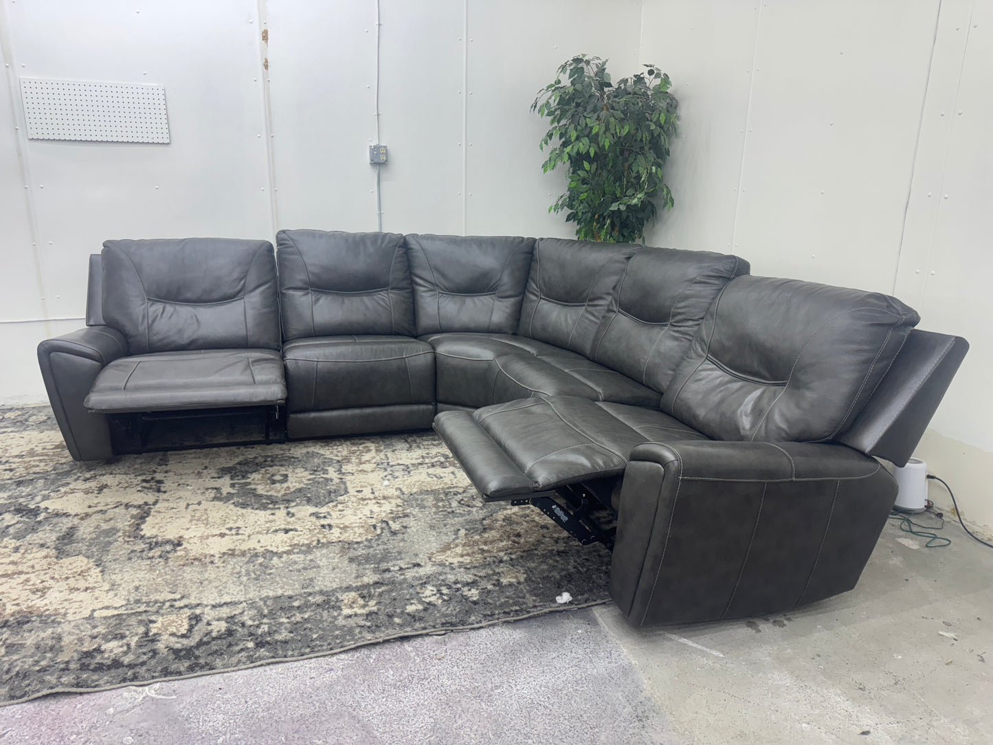 Charcoal Gray 5-Piece Modular Leather Sectional w/ Dual Manual Recliners