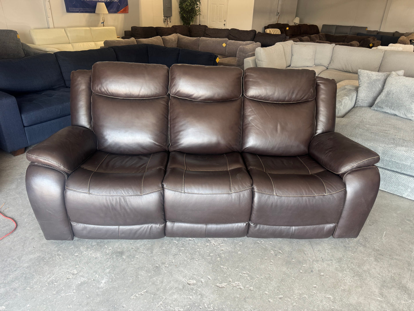 Leather Power Reclining Sofa – Gilman Creek Harvey with Power Headrests