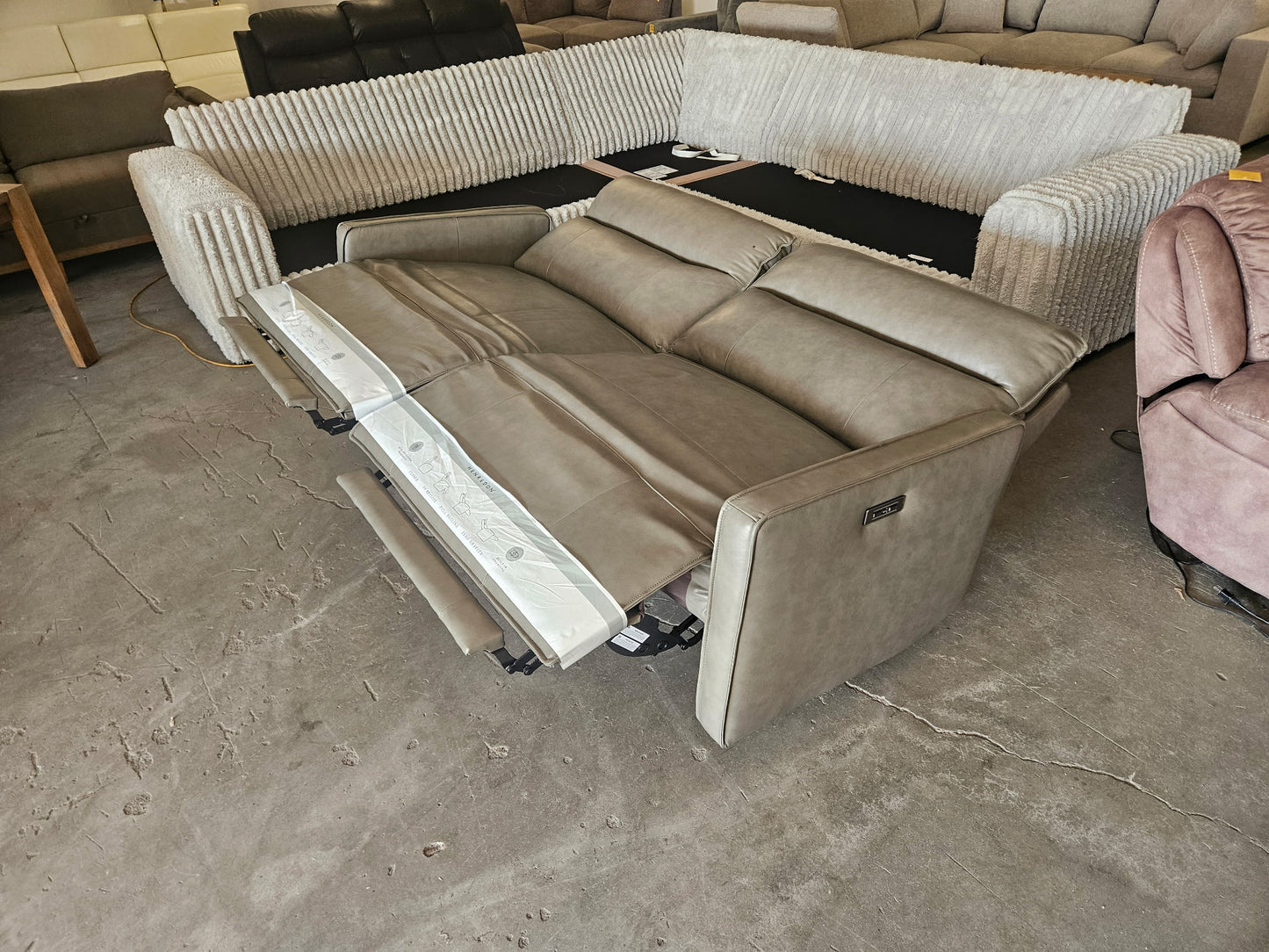 New Henredon Keira Leather Zero-Gravity Power Reclining Sofa