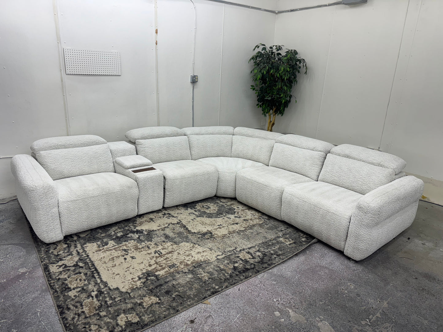 LIKE NEW Plush White 6-Piece Modular Reclining Sectional Sofa