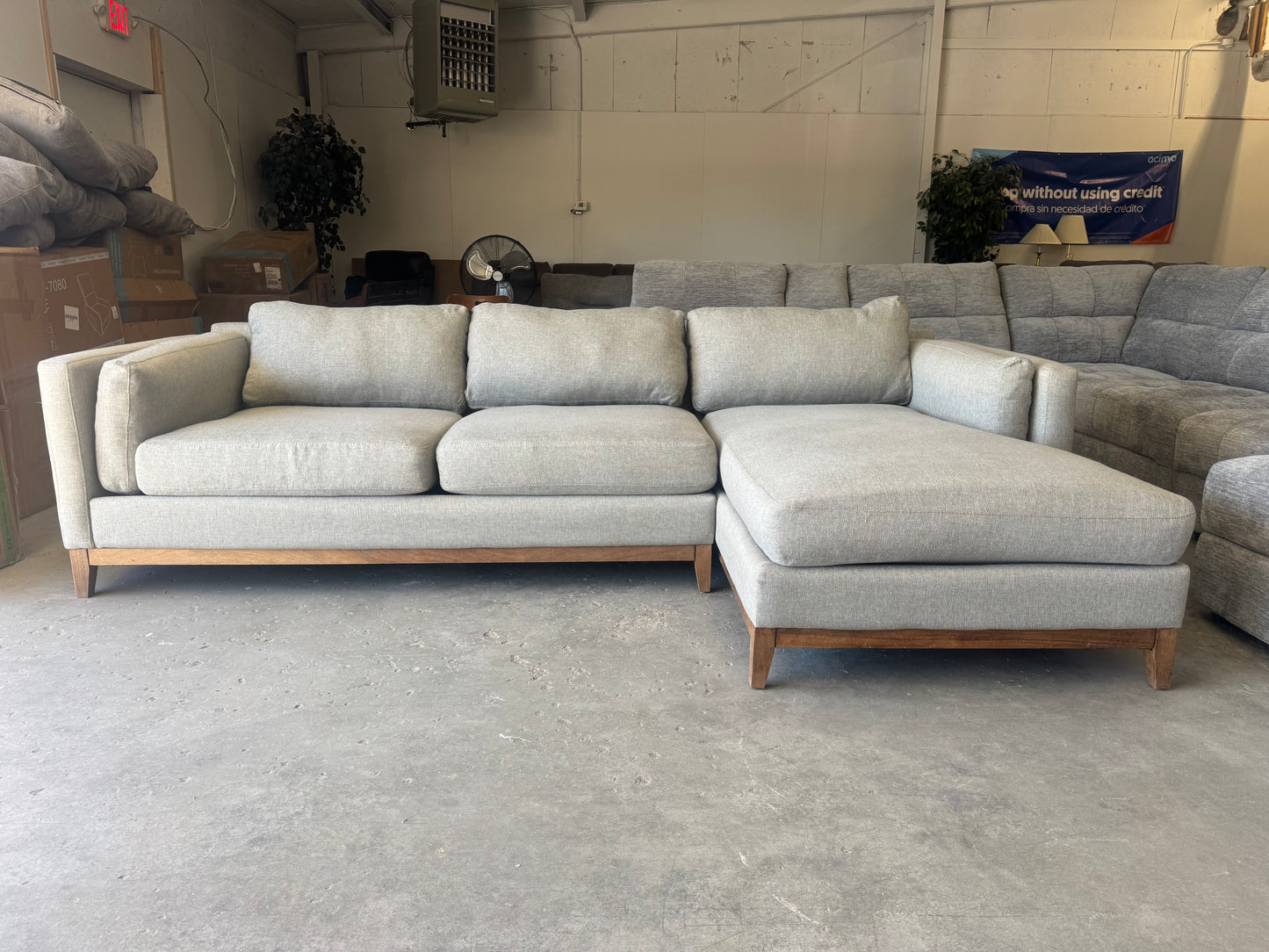 Gray Mid-Century Modern Sectional with Chaise Lounge