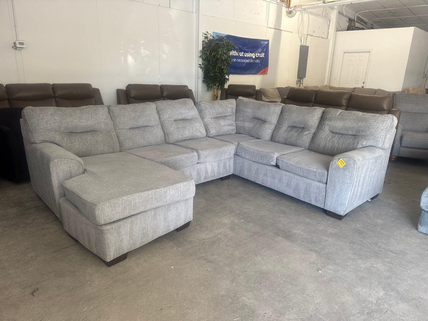 Gray U-Shape Sectional with Reversible Chaise
