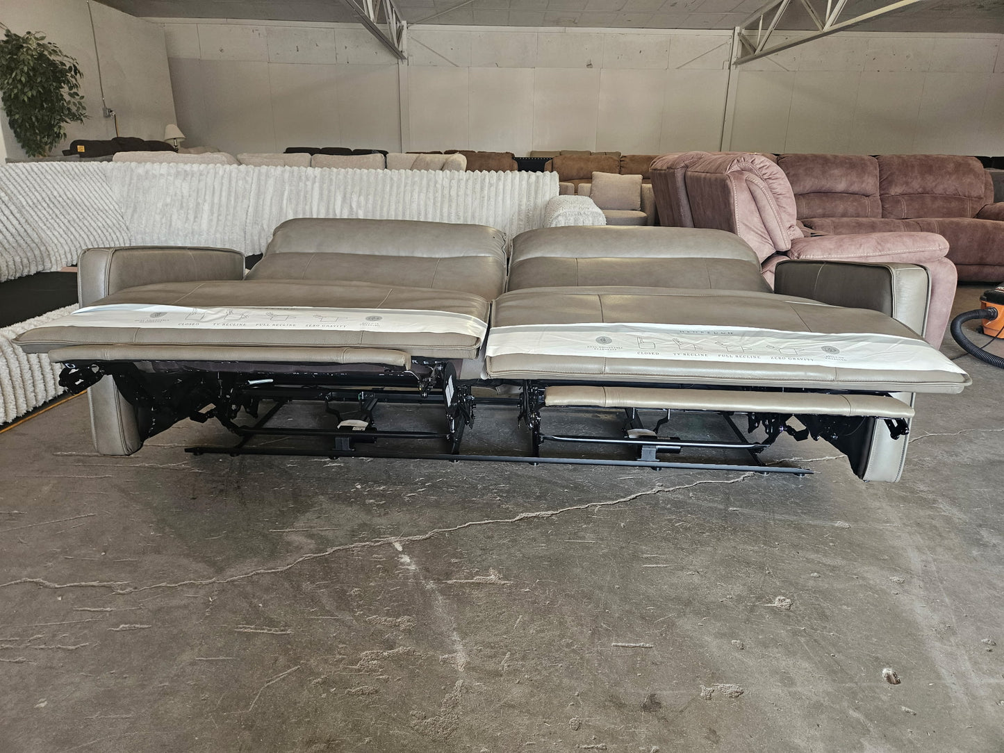 New Henredon Keira Leather Zero-Gravity Power Reclining Sofa