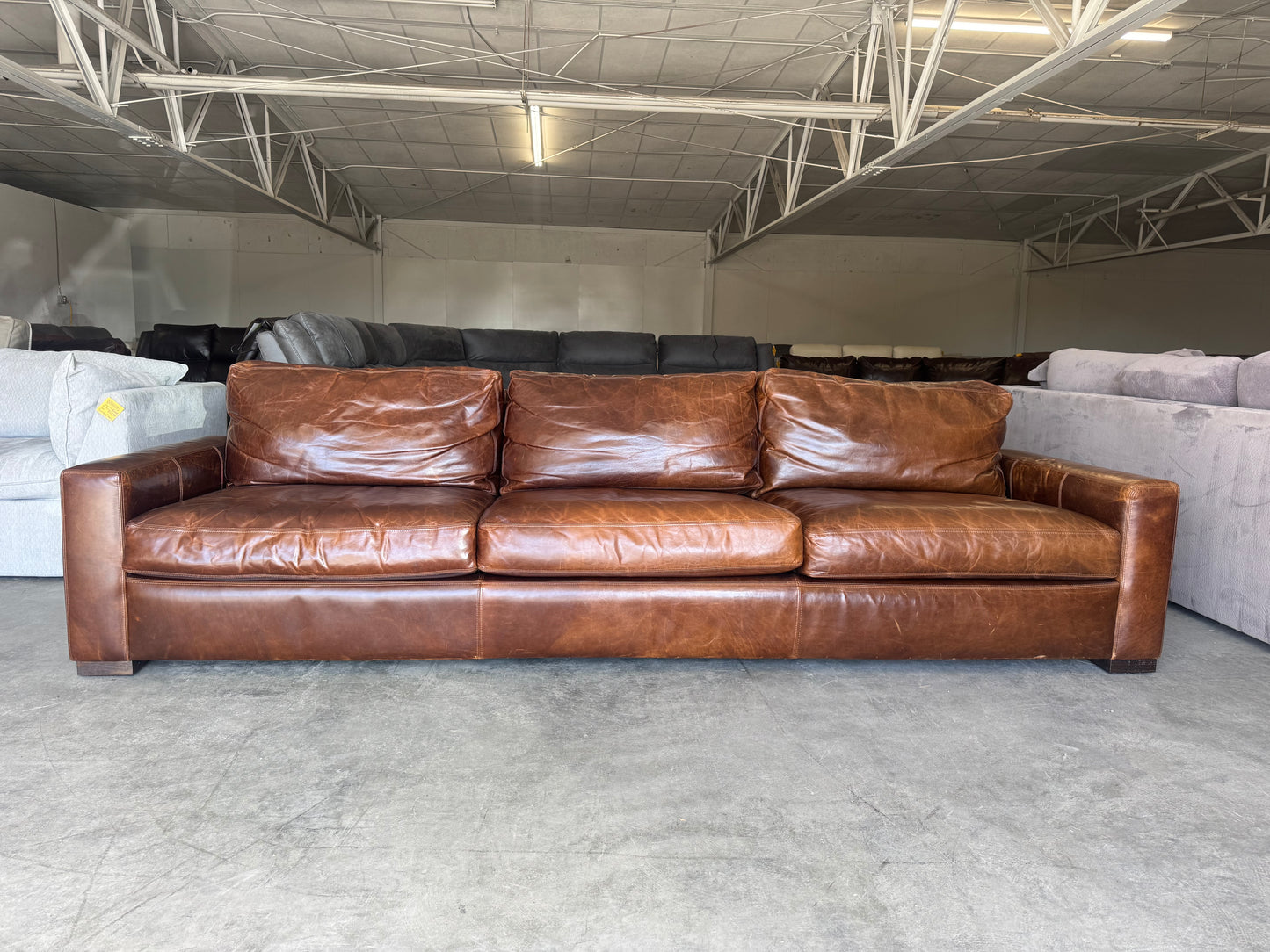Restoration Hardware Leather Couch – RH Maxwell 3-Cushion Leather Sofa
