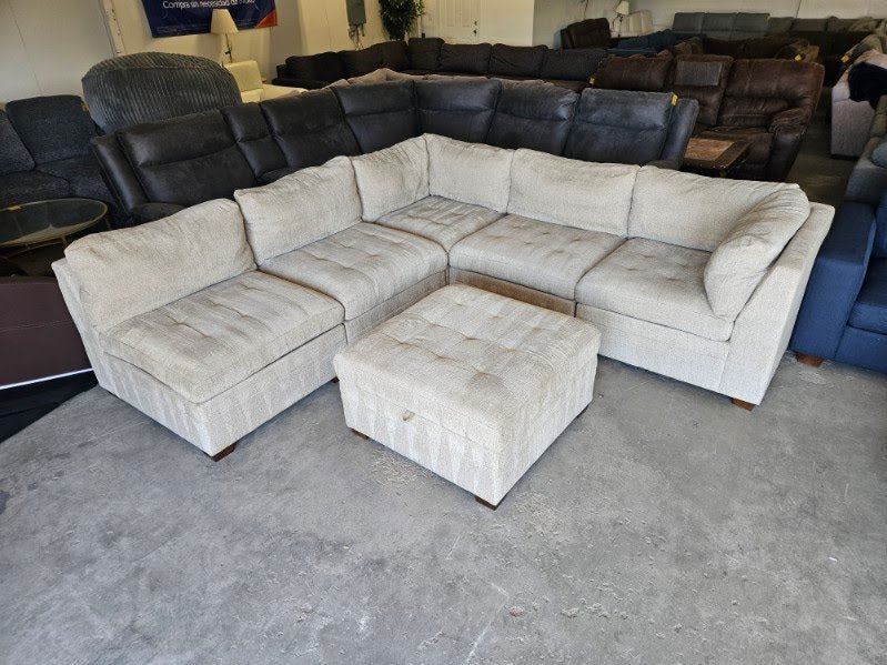 Light Gray 6-Piece Modular Sectional with Storage Ottoman