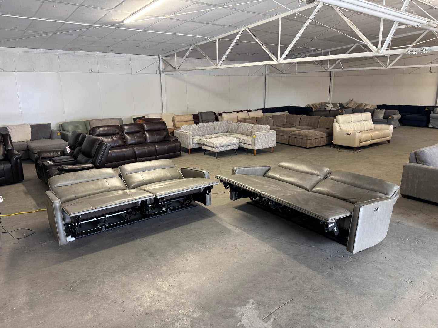 Henredon Keira Leather Zero-Gravity Power Reclining Sofa