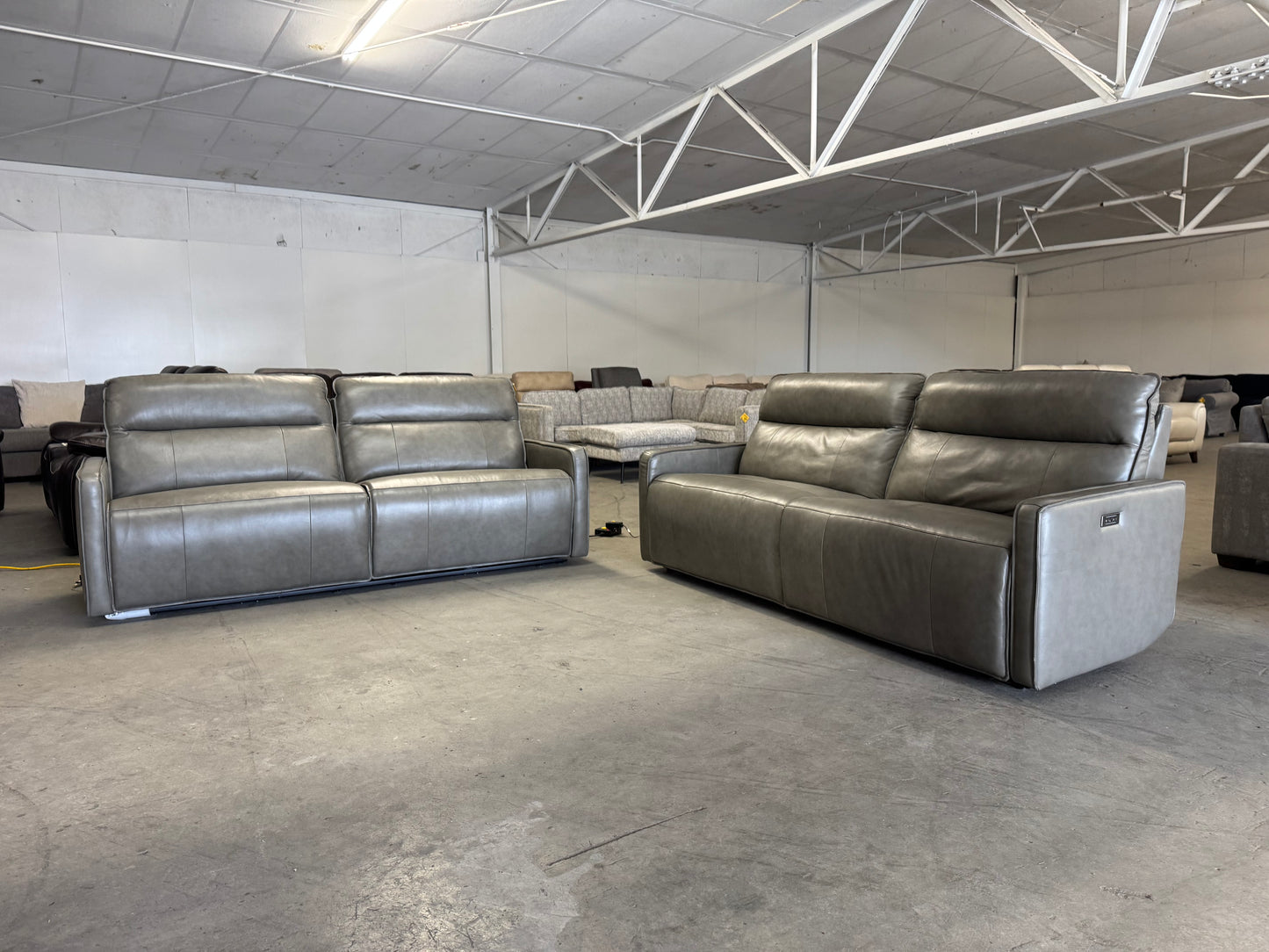 Henredon Keira Leather Zero-Gravity Power Reclining Sofa