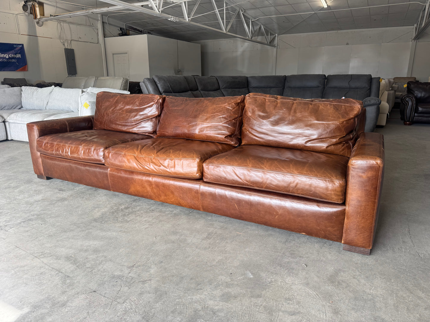 Restoration Hardware Leather Couch – RH Maxwell 3-Cushion Leather Sofa