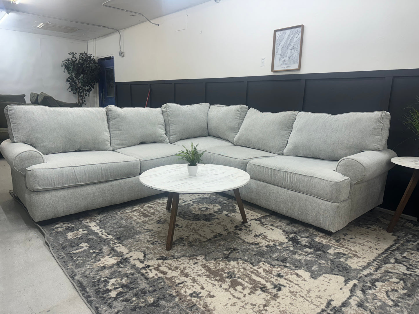 Like-new Light Gray Sectional Couch