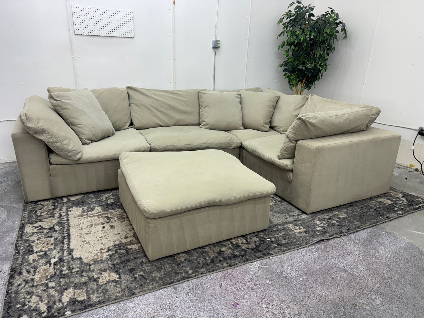 LIKE NEW 5-Piece Modular Beige Cloud Sofa