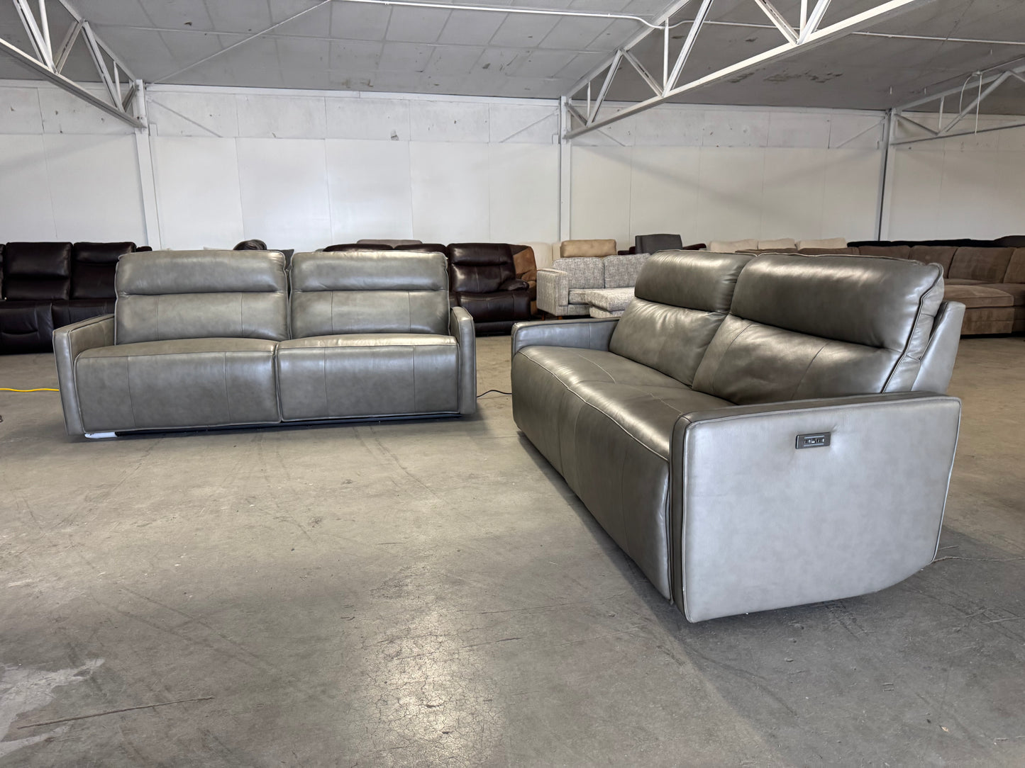 Henredon Keira Leather Zero-Gravity Power Reclining Sofa