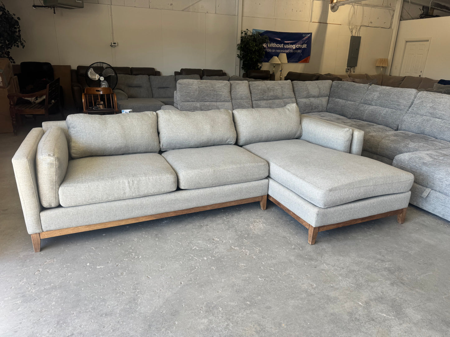 Gray Mid-Century Modern Sectional with Chaise Lounge
