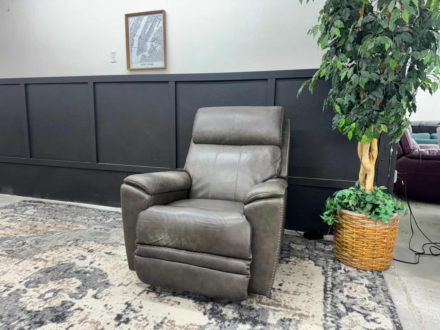 Gray Leather La-Z-Boy Armchair Recliner with Adjustable Headrest and Lumbar