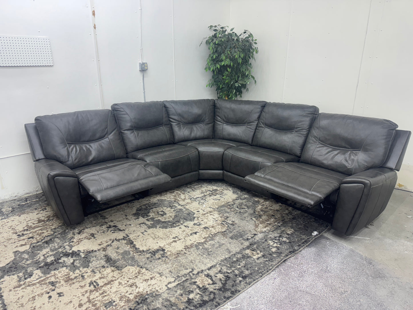 Charcoal Gray 5-Piece Modular Leather Sectional w/ Dual Manual Recliners