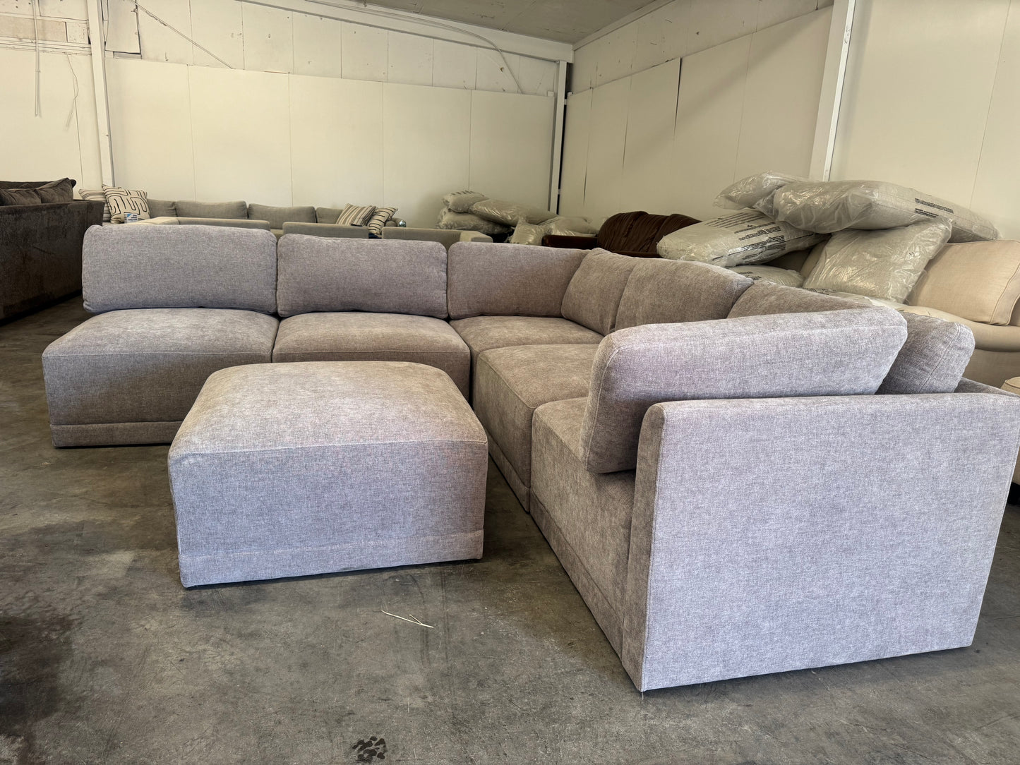 Gray 6-Piece Modular Sectional Sofa with Ottoman