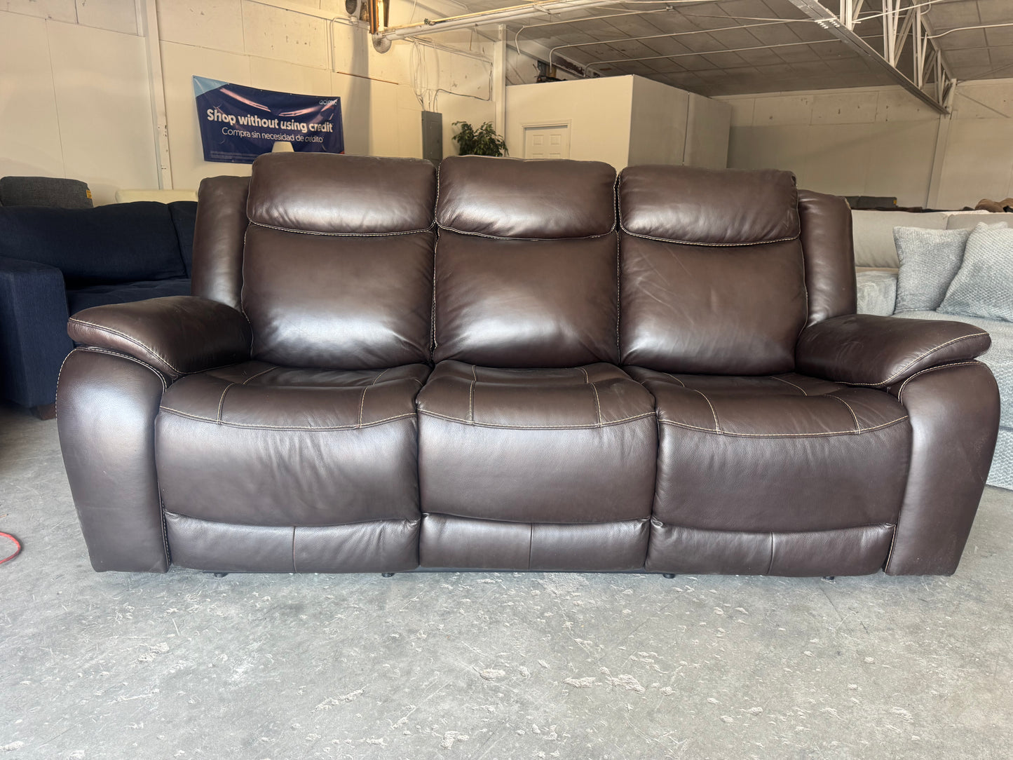 Leather Power Reclining Sofa – Gilman Creek Harvey with Power Headrests