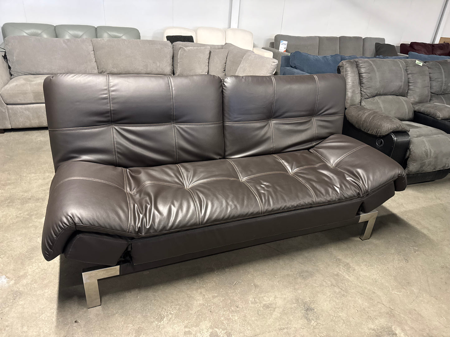 Verona Relax-A-Lounger Euro Lounger in Brown