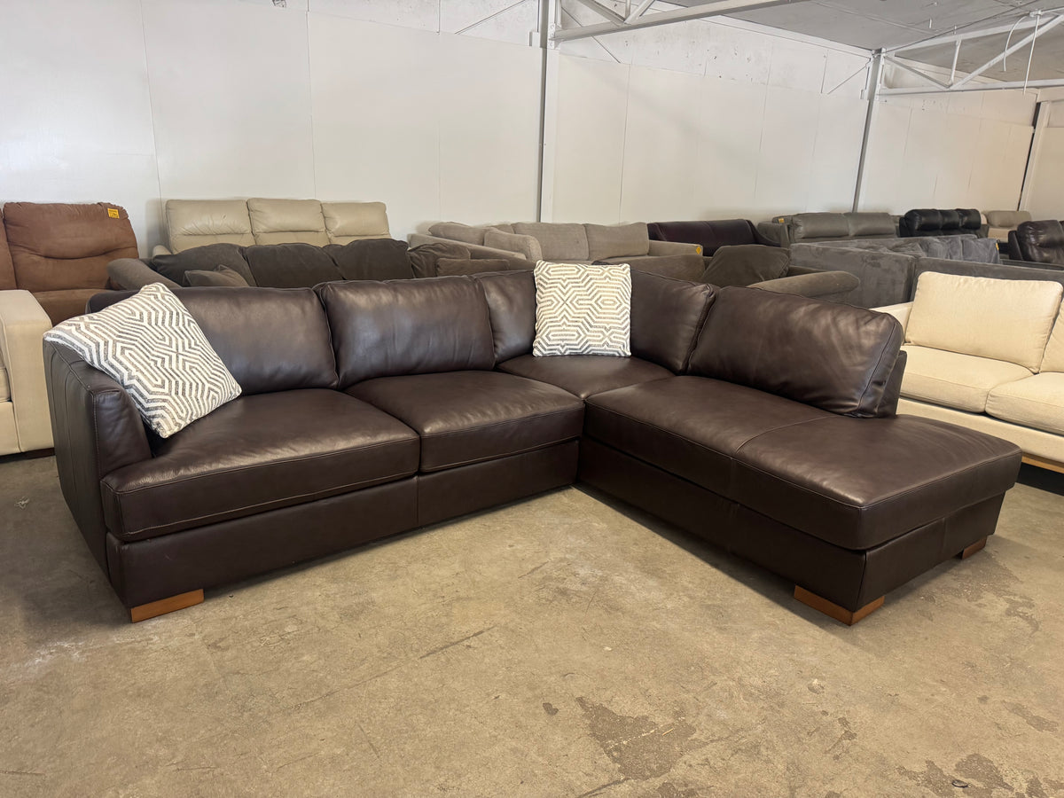 Canova 100% Italian Top Grain Leather Sectional with Chaise
