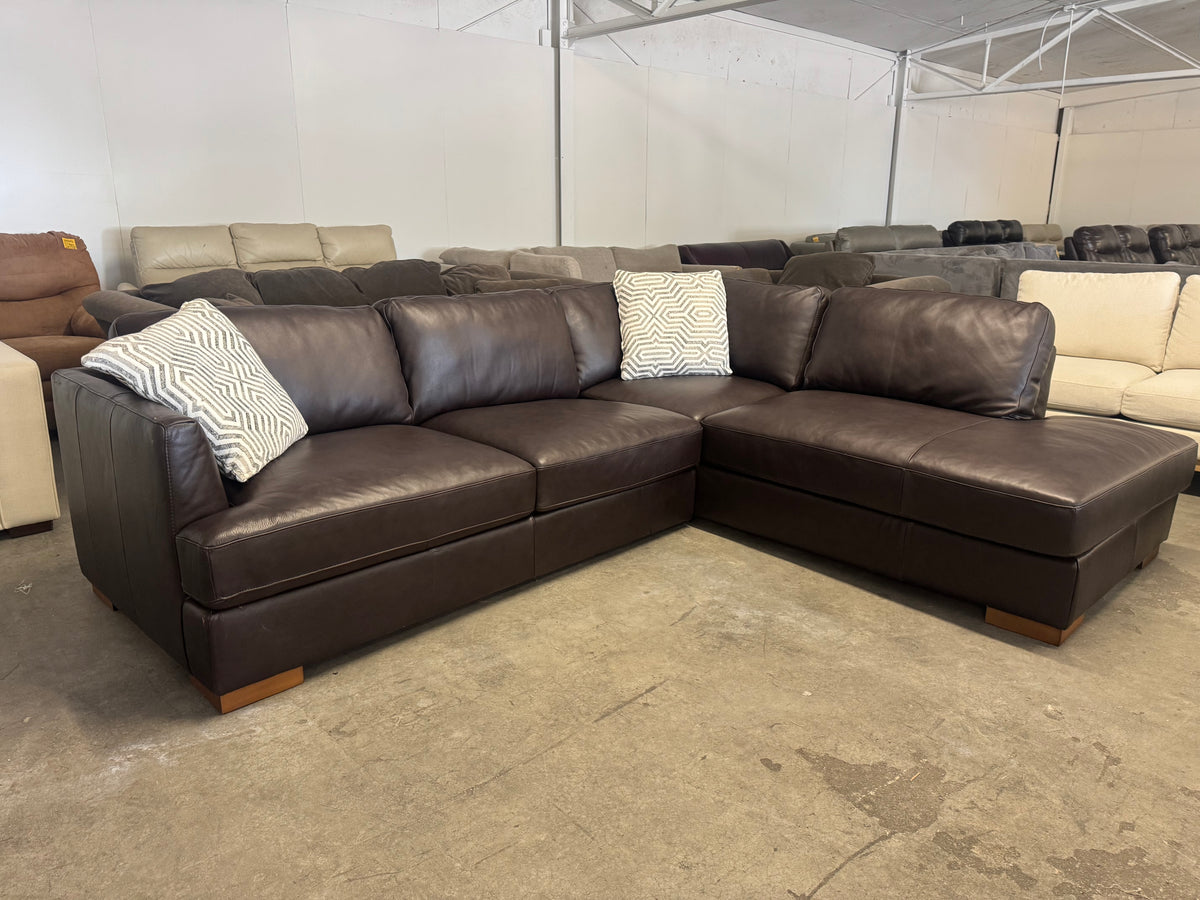 Canova 100% Italian Top Grain Leather Sectional with Chaise