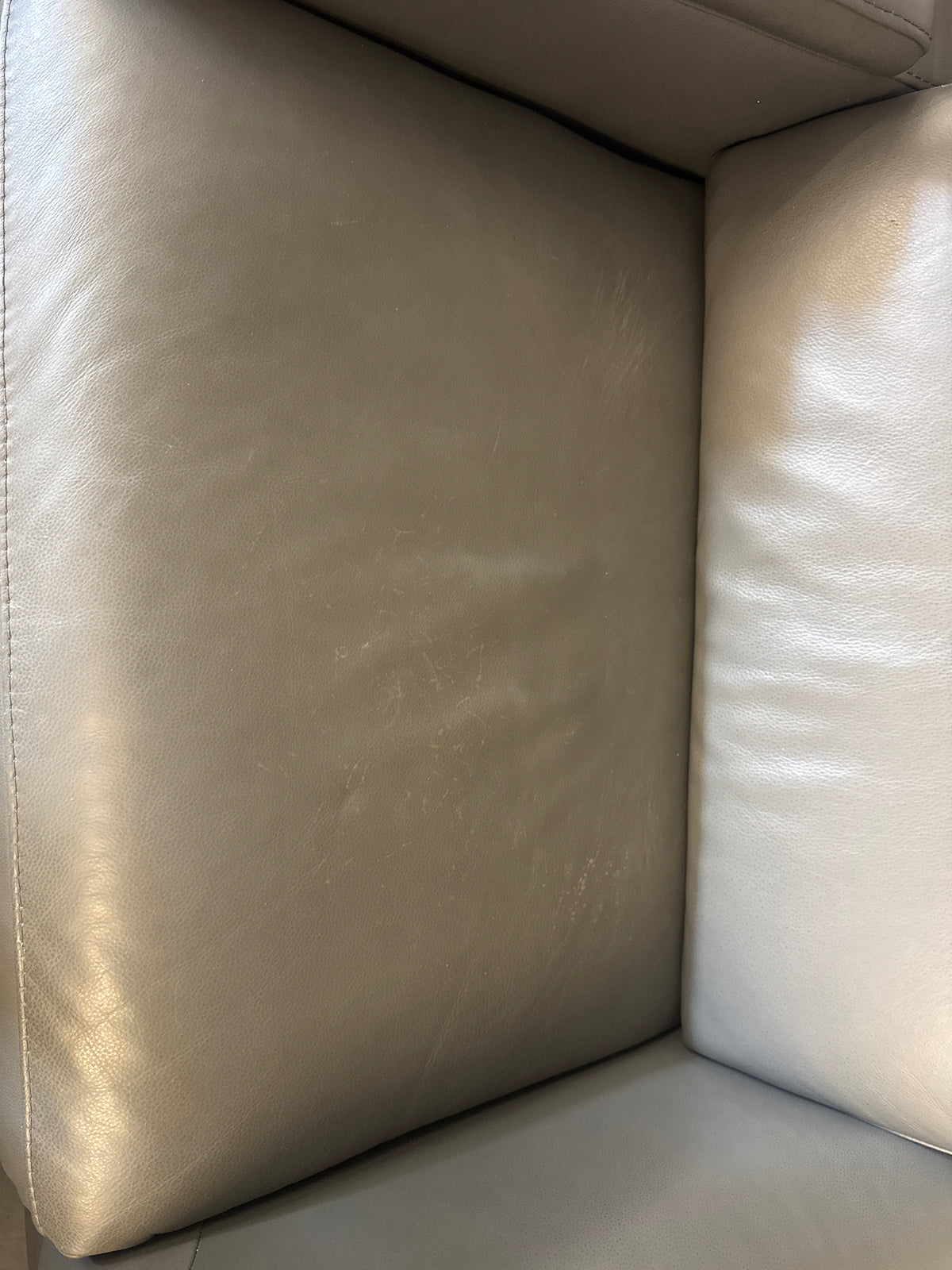 Aiden & Ivy Karson Gray Leather Power Reclining Sectional