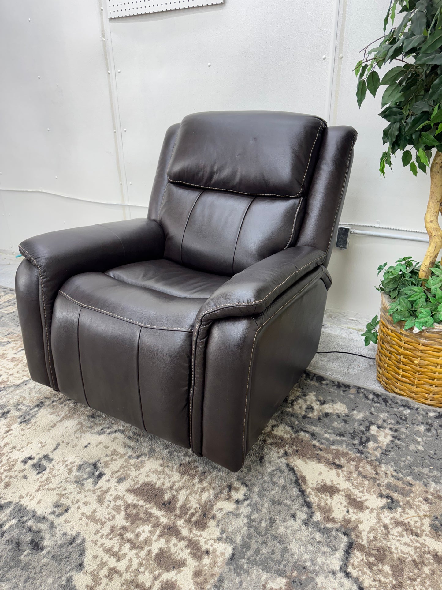 NEW BarcaLounger “Bryson” Brown Leather Rocking Recliner