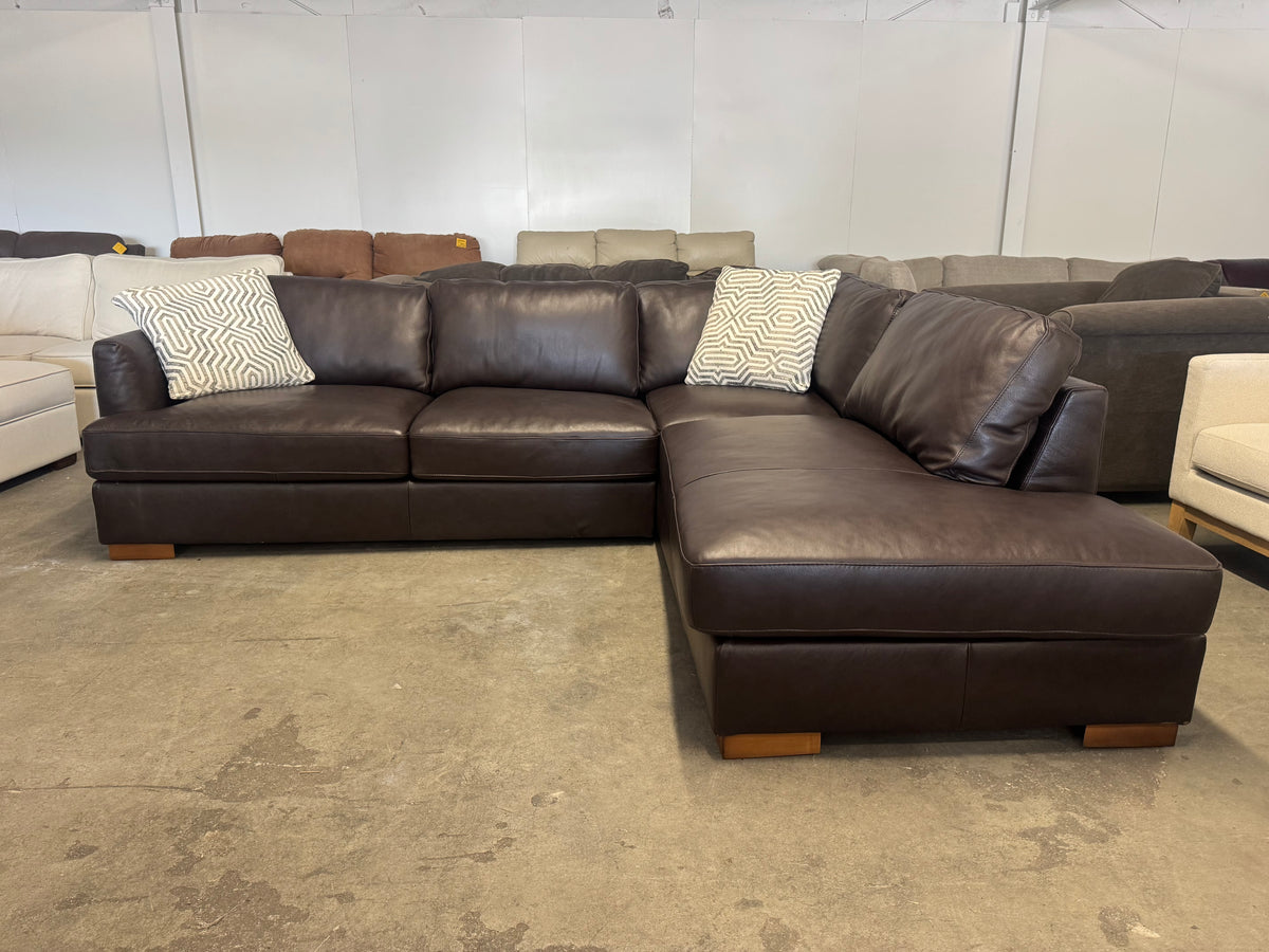 Canova 100% Italian Top Grain Leather Sectional with Chaise