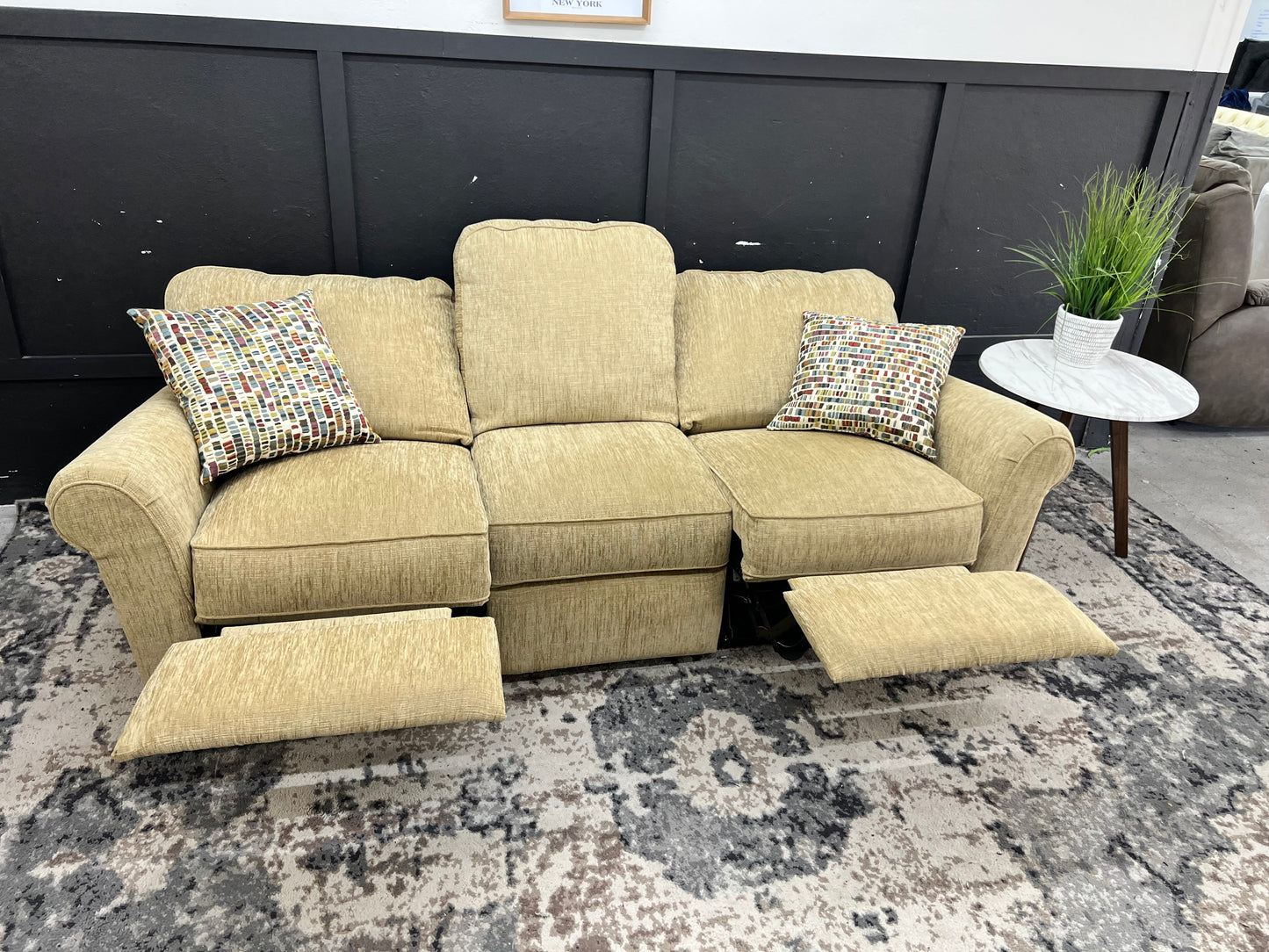 Gorgeous Beige La-Z-Boy Reclining Couch