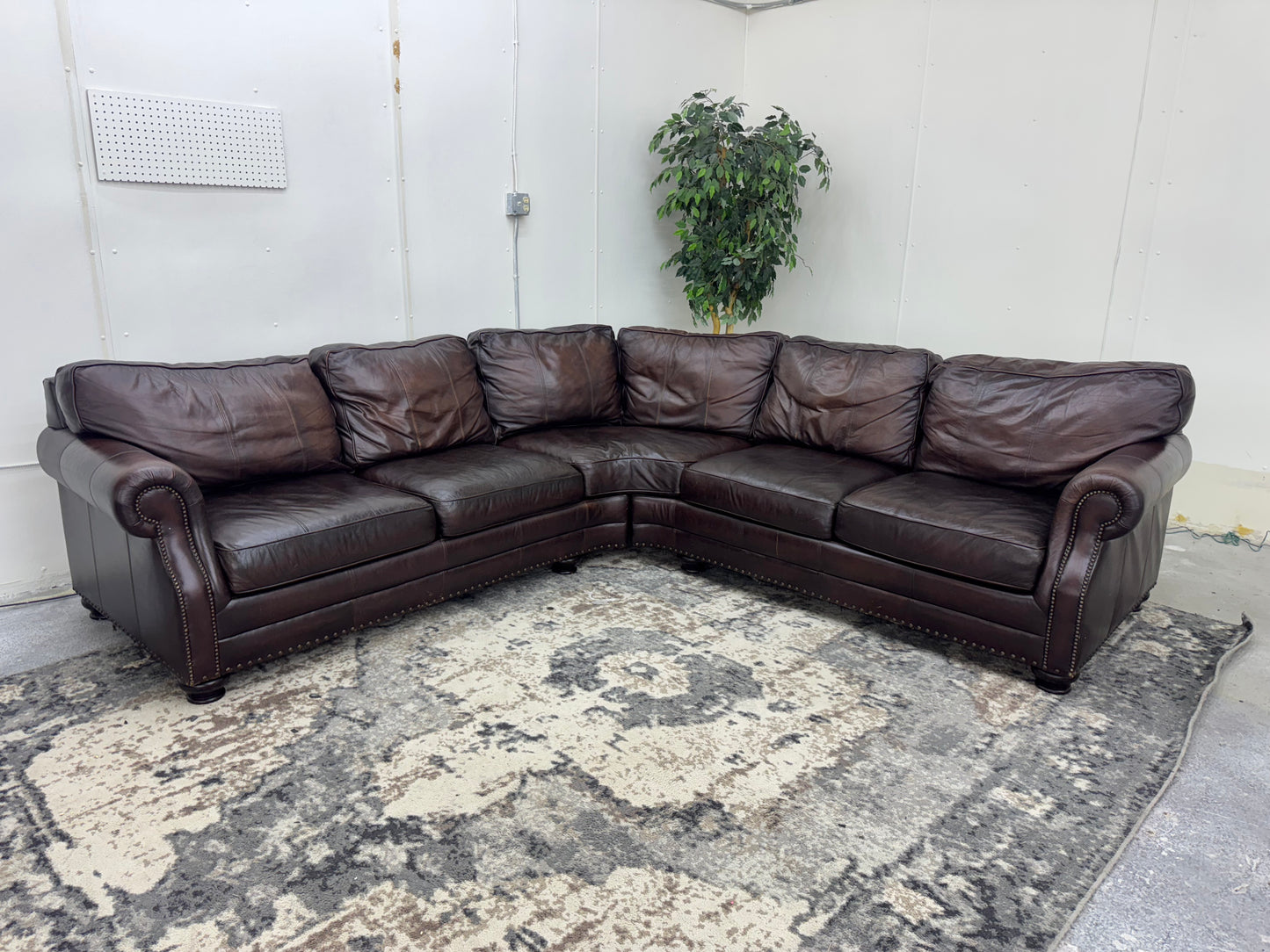Stunning Brown Haverty’s Leather Corner Sectional Couch