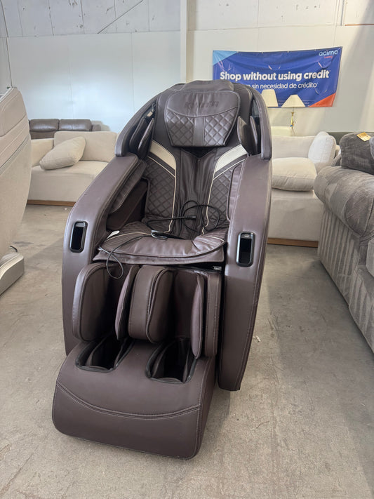 Kyota Yugana M780 4D Zero Gravity Massage Chair